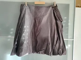 Falda Desigual abullonada