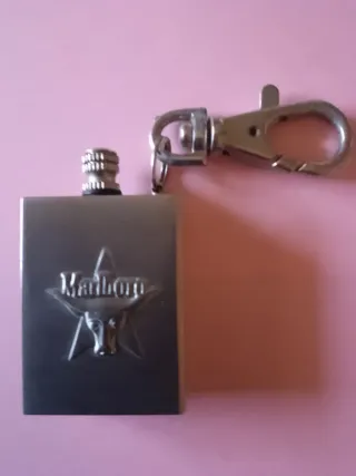 Pedernal Marlboro acero