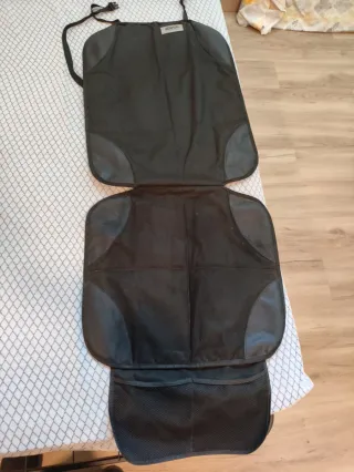 Protector asiento coche negro