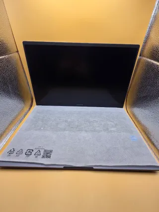 Samsung Galaxy Book4 (2024) – NUOVO MAI ACCESO