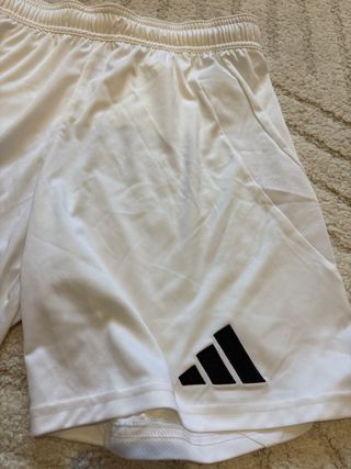 Pantalón Corto Real Madrid Adidas Talla M
