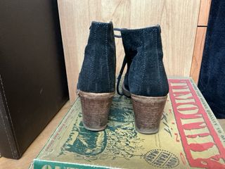 Botines TIMOTHY piel negra con caja. Talla 40