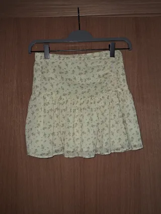 Falda corta niña floral