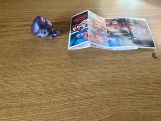 Funko Pop Kinder Joy Robin upside down