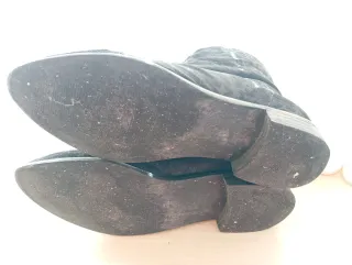 Botines piel negros tachas cremallera 40