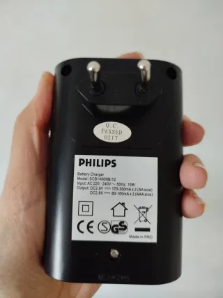 Caricabatterie Philips per batterie ricaricabili