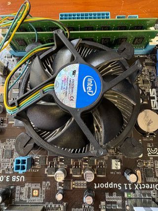 Placa base Asus P8B75-M LX + CPU i3-2120 + 4GB RAM