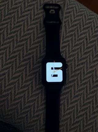 Apple Watch Series 3 42mm in alluminio