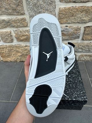 Jordan 4 Retro Military Black Talla 43