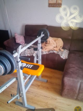 BANCO DE PESAS Y MUSCULACION CON POLEA