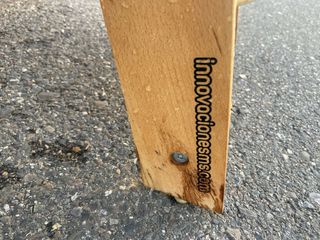 Silla de madera tipo Stokke