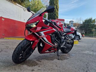Honda CBR650R Roja