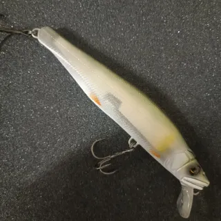 Señuelo Gan Craft Ayuja Dead Slow