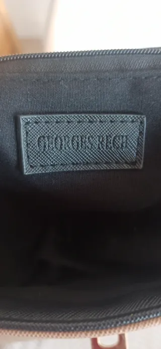 Bolso negro y marrón