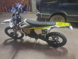 Husqvarna TE 300i Rockstar Edition