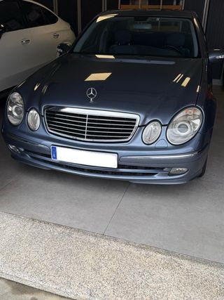 Mercedes-Benz Clase E 2004