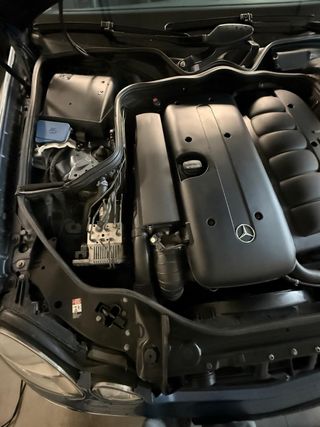 Mercedes-Benz Clase E 2004