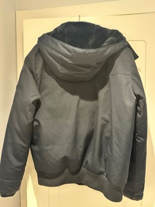 Chaqueta Hollister Negra con Capucha