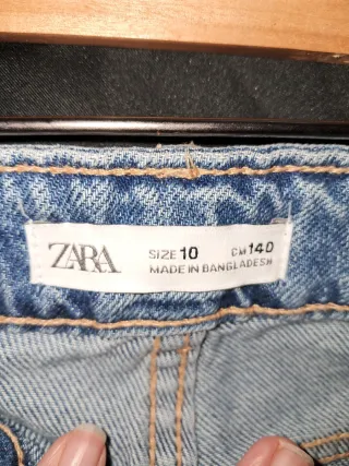 Pantalón vaquero niña