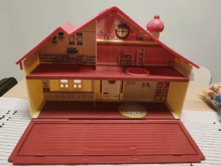 Casa Bluey con familia y accesorios