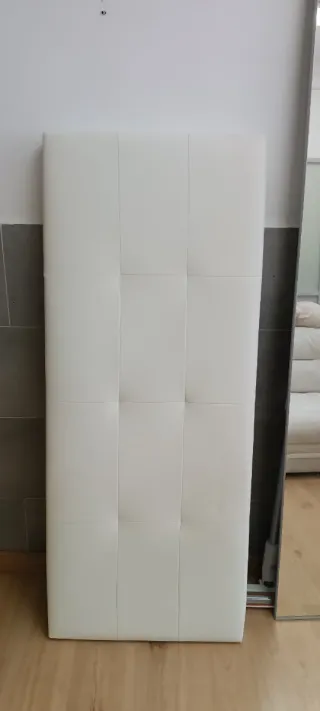 Cabecero de piel sintética blanco
