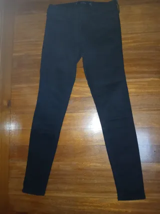 Lote 2 Pantalones Vaqueros Hollister Talla 25