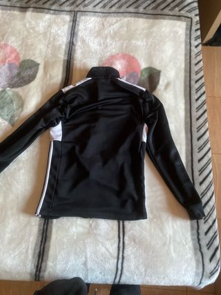 Sudadera Adidas Negra y Blanca sin capucha