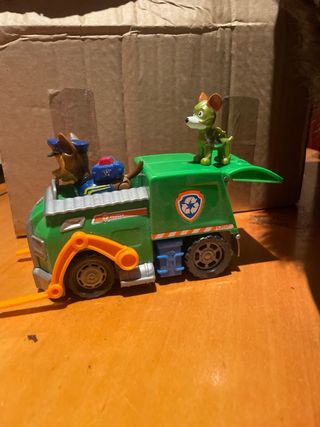 Coche patrulla canina