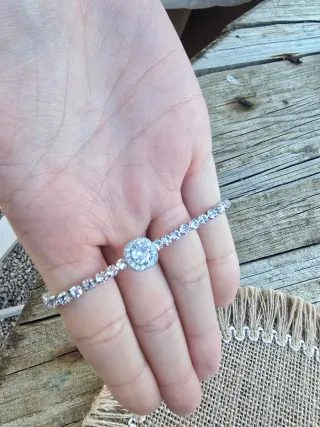 Pulsera de plata con circonitas