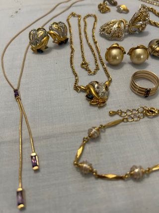 Lote Bisutería Antigua Dorada