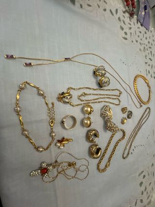 Lote Bisutería Antigua Dorada