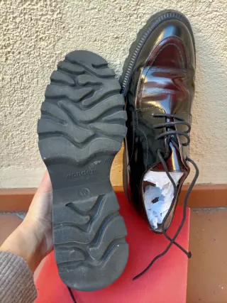 Zapatos mujer Wonders charol 40