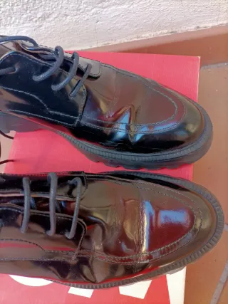 Zapatos mujer Wonders charol 40