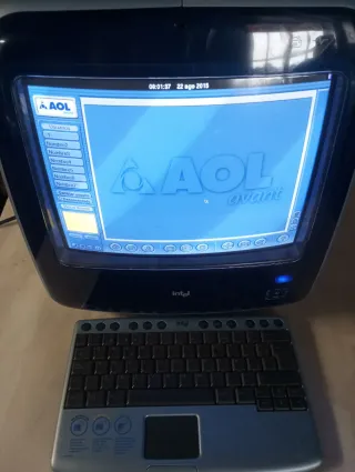 Ordenador Intel Dot Station 2300