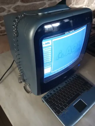 Ordenador Intel Dot Station 2300