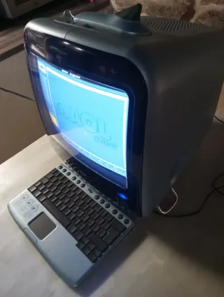 Ordenador Intel Dot Station 2300