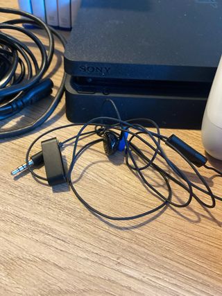 Consola PS4 Slim 1TB + 5 Juegos FIFA