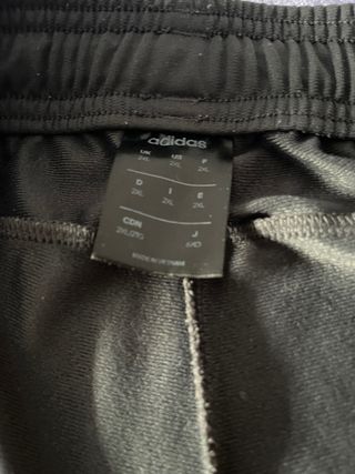 Pantalón chándal Adidas gris