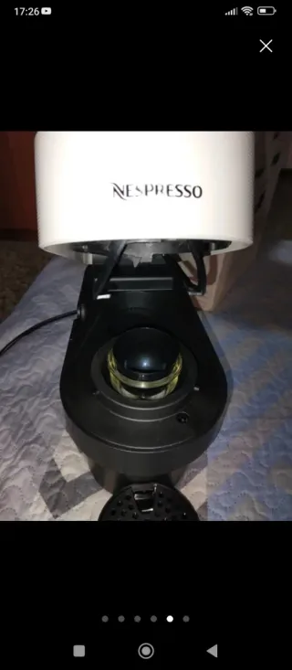 Cafetera Krups Nespresso Blanca