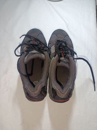 Zapatillas Trekking Salomon Contagrip Talla 41 1/3