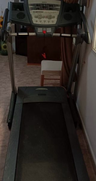 Cinta de correr casi sin uso