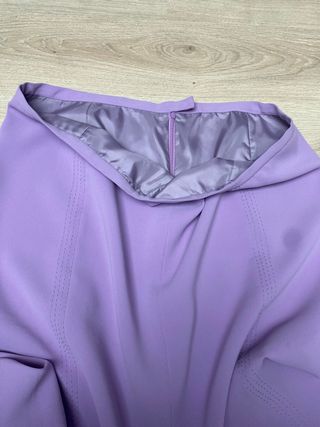 Traje de fiesta DC lila talla 52