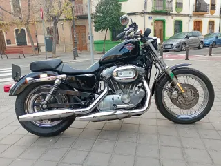 Harley Davidson Sportster Negra