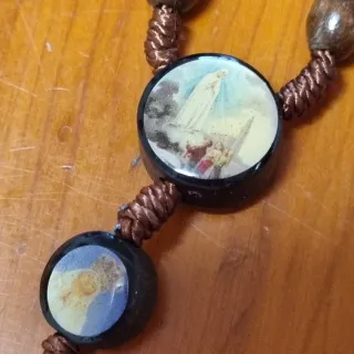 Rosario de madera Fátima antiguo