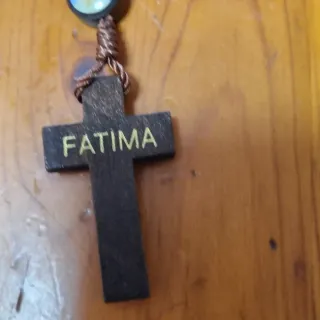 Rosario de madera Fátima antiguo