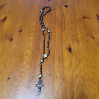 Rosario de madera Fátima antiguo