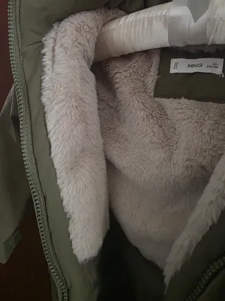 Abrigo verde forrado de pelito