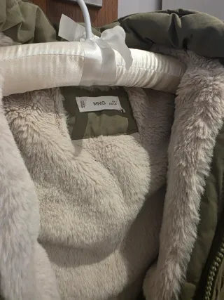 Abrigo verde forrado de pelito