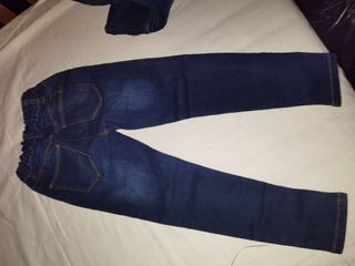 4 Pantalones vaqueros niña Talla 6-7