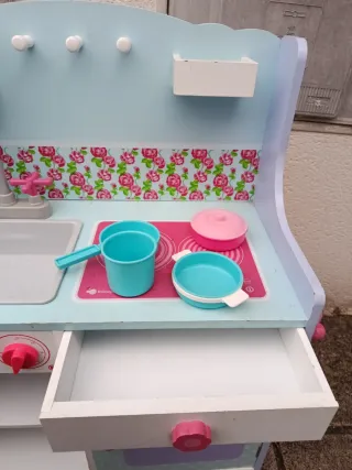 Cucina in legno per bambini